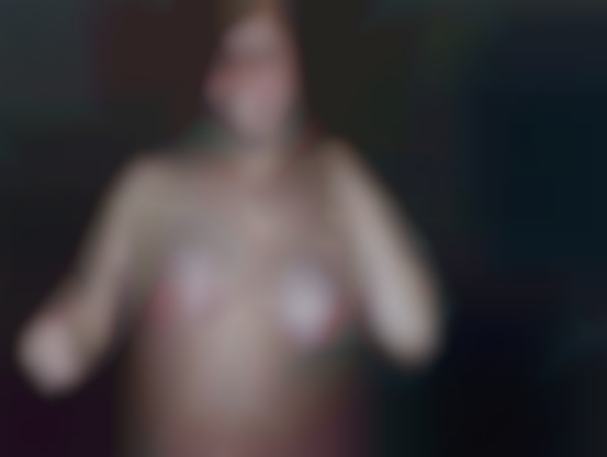 Clean and nude sociable women gentleman in Leeds.