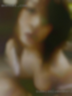 Submissivewomenlooking near girls for encounters.