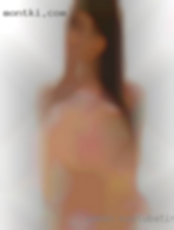 Women mastubating near horny with vegatables from Grayling.
